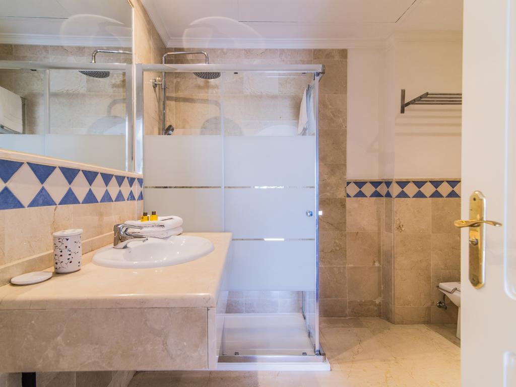 River Garden Spacious Penthouse 马尔韦利亚 外观 照片
